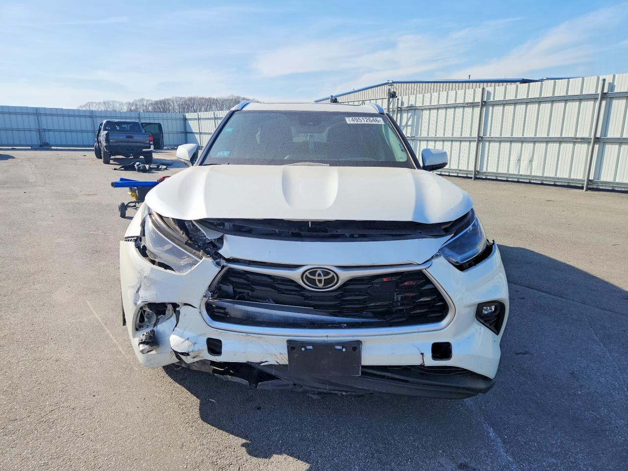 2021 Toyota Highlander Xle - Image 5