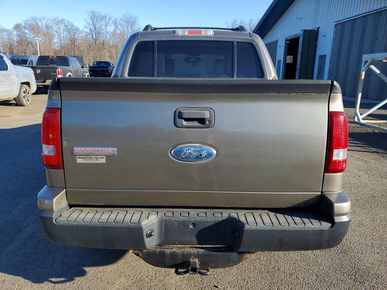 2007 Ford Explorer Sport Trac Xlt - Image 6