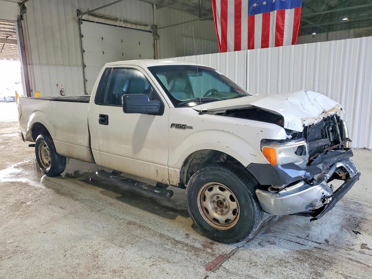 2013 Ford F150 - Фото 4