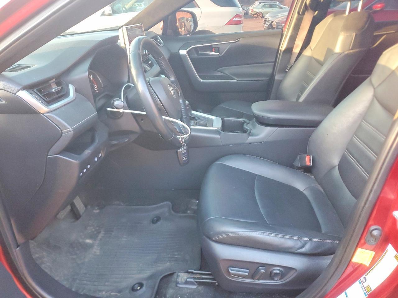 2022 Toyota Rav4 Xle Premium - Image 7