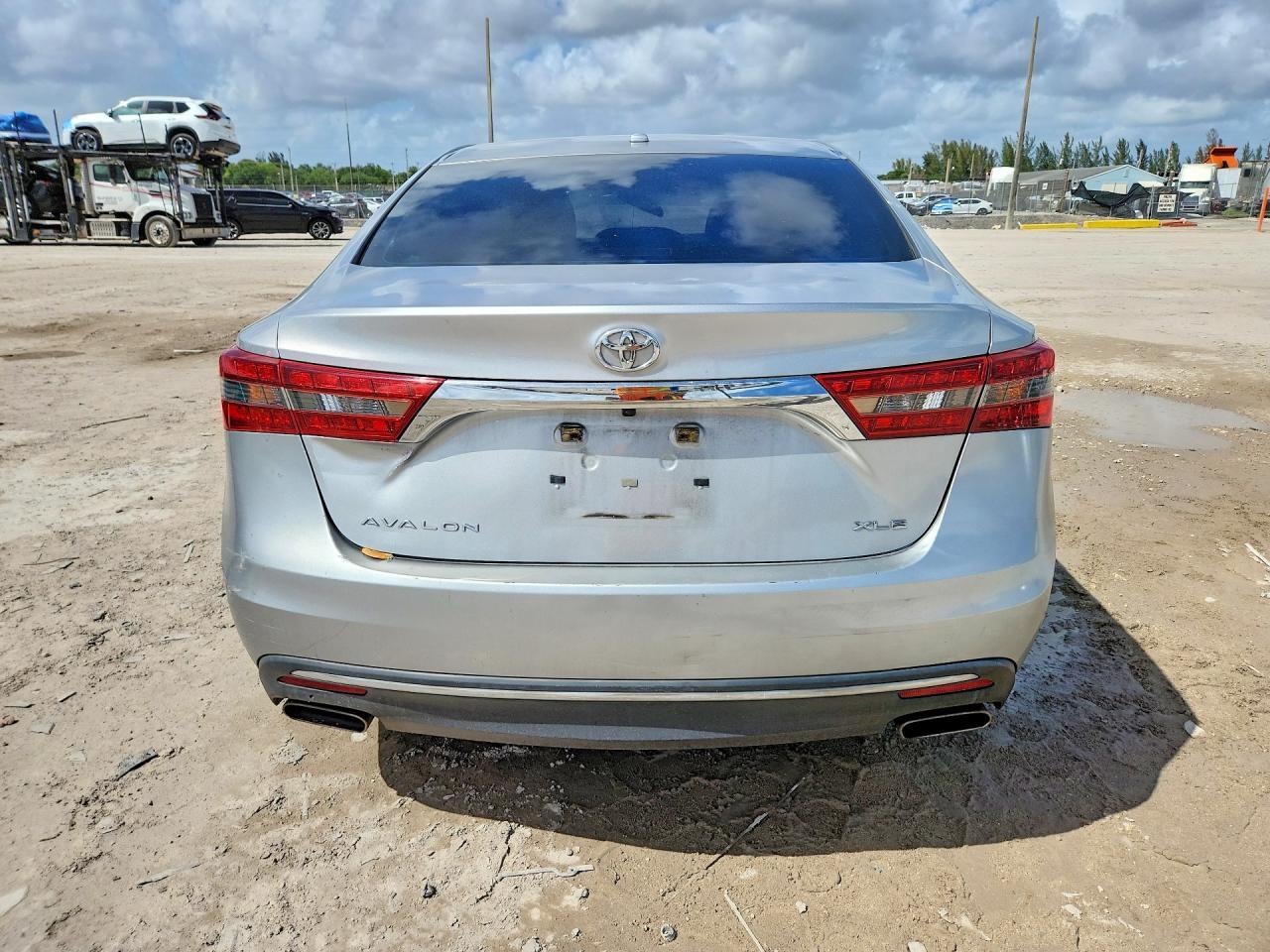 2016 Toyota Avalon Xle - Image 6