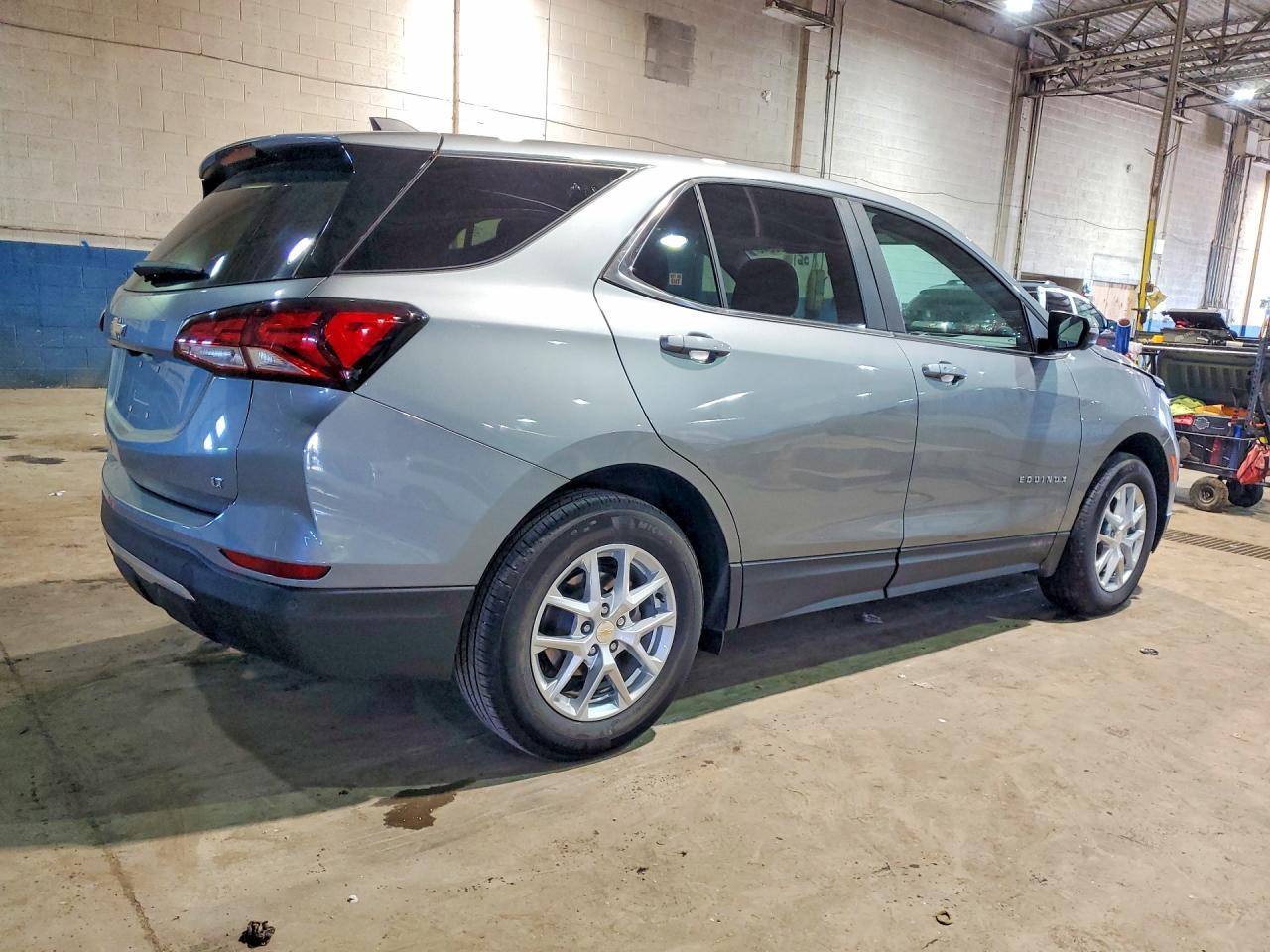 2024 Chevrolet Equinox Lt - Фото 3