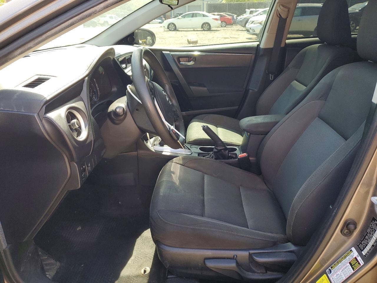 2017 Toyota Corolla Le - Image 7