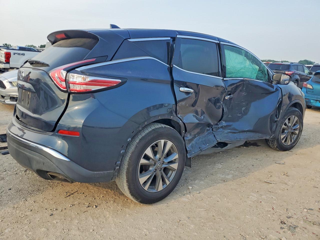 2018 Nissan Murano S - Image 3