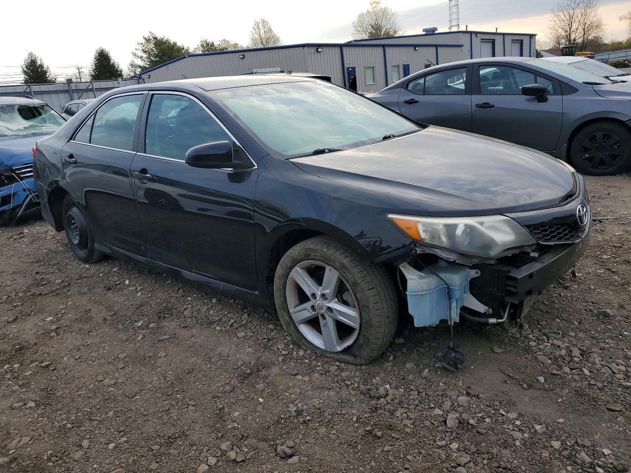 2012 Toyota Camry Se - Фото 4