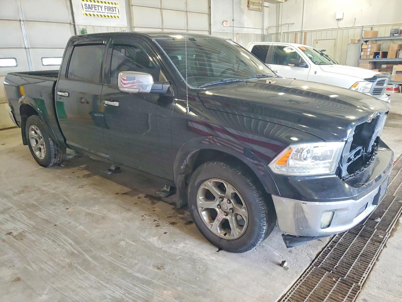 2014 Ram 1500 Laramie - Фото 4