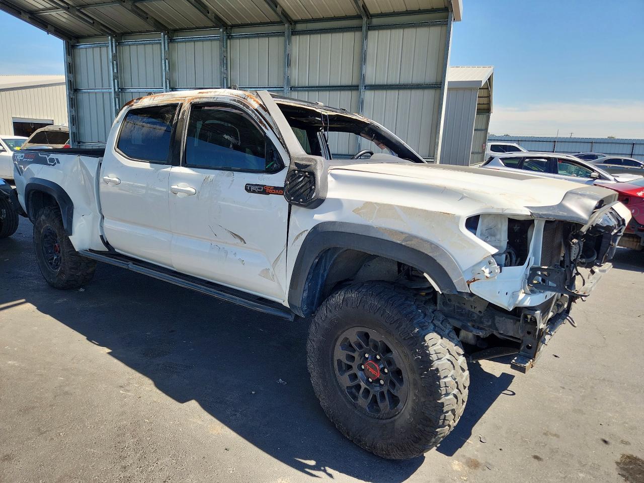 2019 Toyota Tacoma Trd Off-Road - Image 4