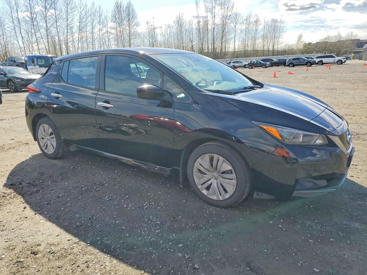2022 Nissan Leaf S - Фото 4