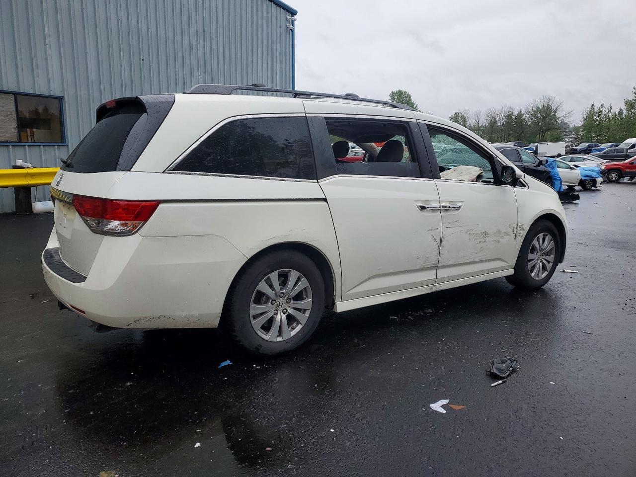 2016 Honda Odyssey Exl - Image 3