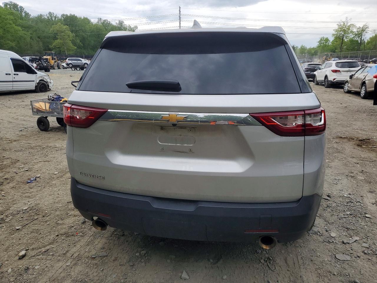2019 Chevrolet Traverse Ls - Image 6