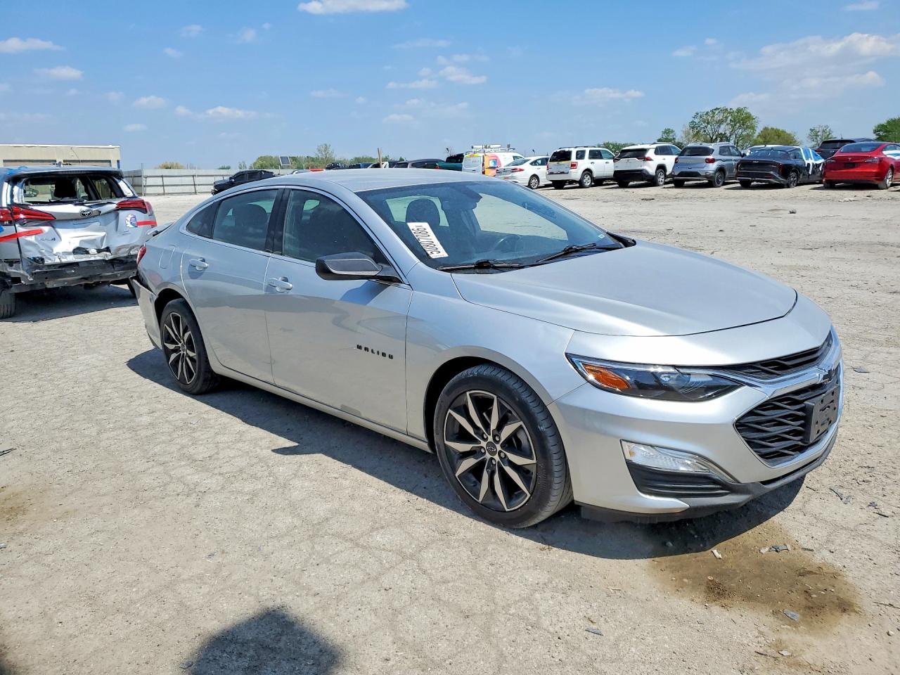 2021 Chevrolet Malibu Rs - Фото 4