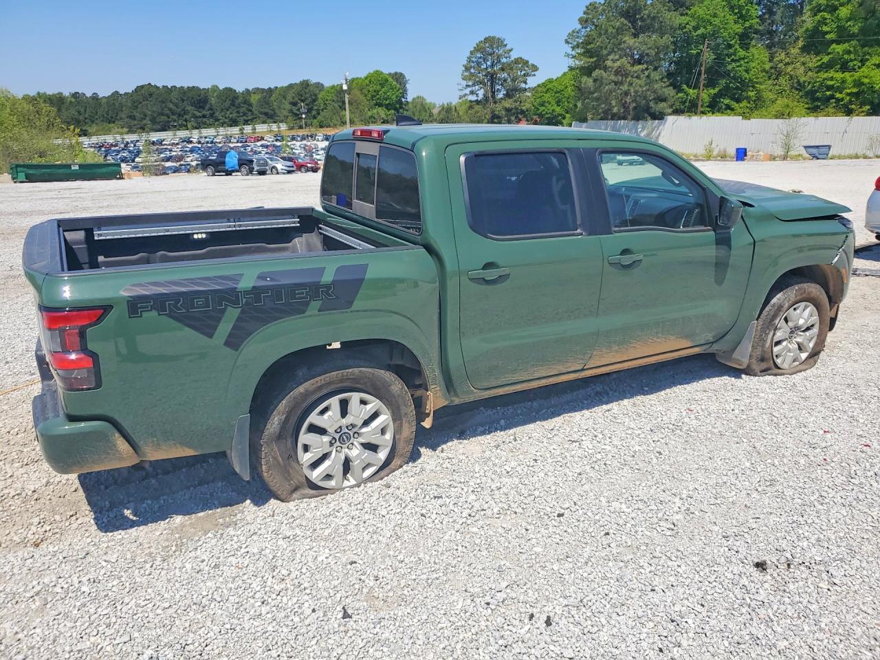 2022 Nissan Frontier Sv - Image 3
