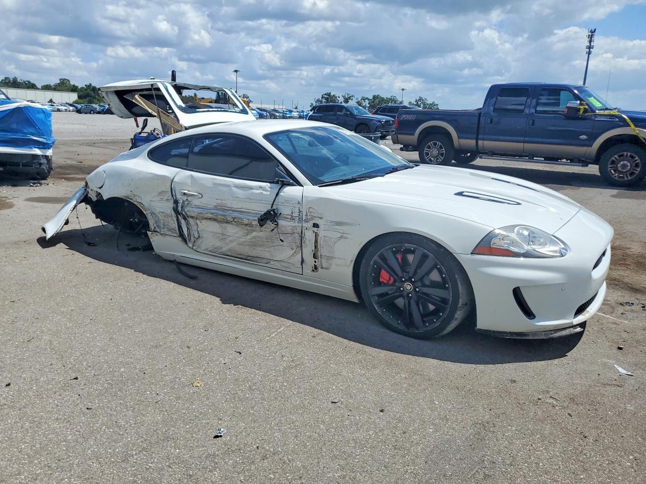 2011 Jaguar Xkr - Image 4