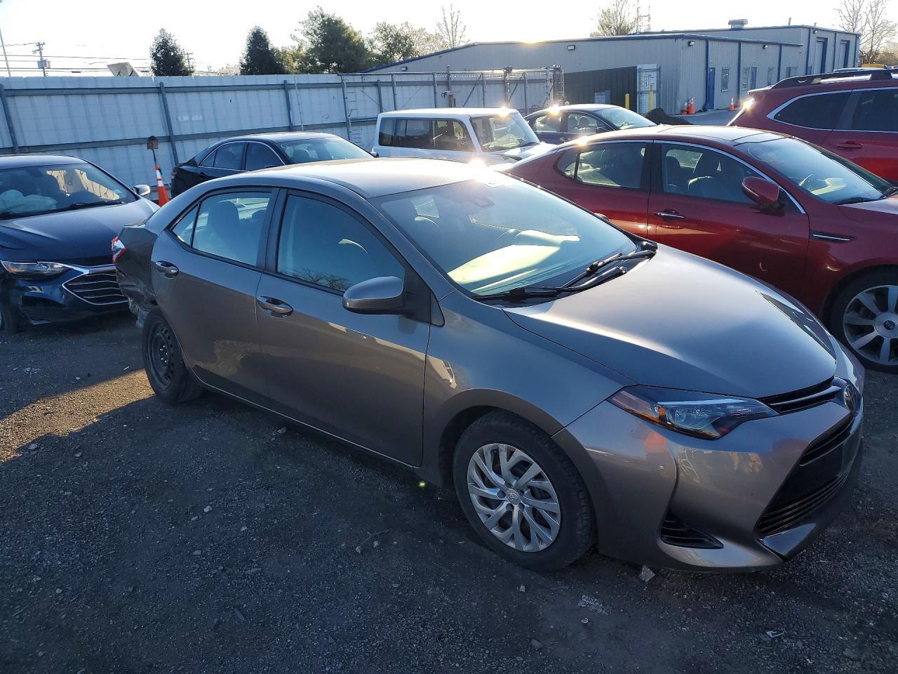 2018 Toyota Corolla Le - Фото 4