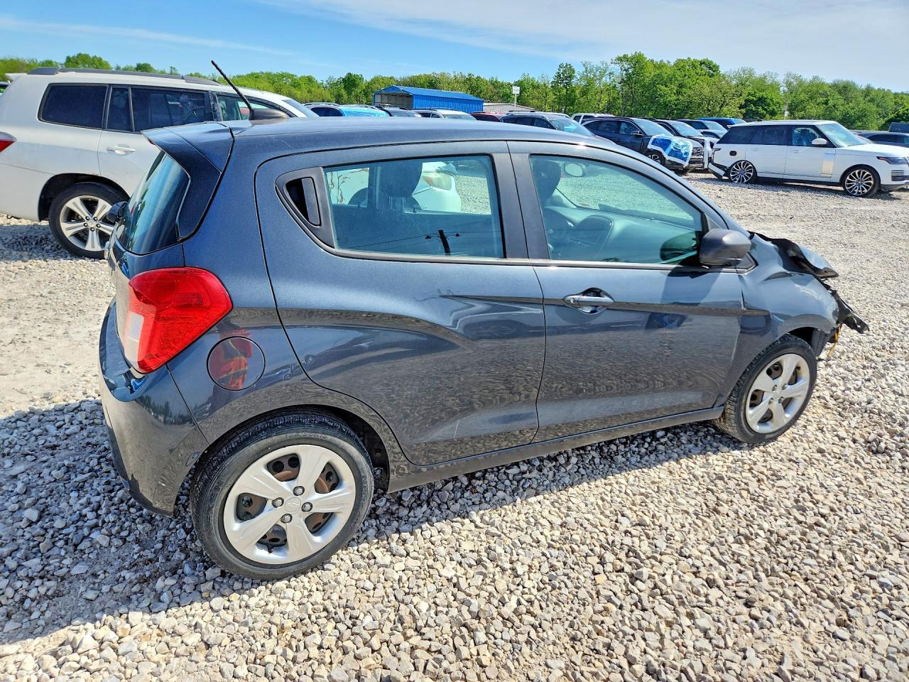 2019 Chevrolet Spark Ls - Фото 3