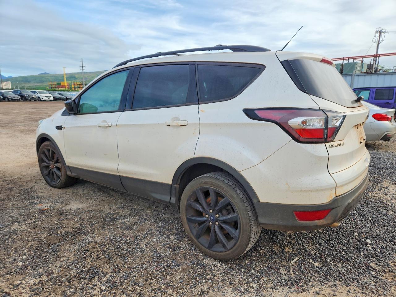 2017 Ford Escape Se - Фото 2