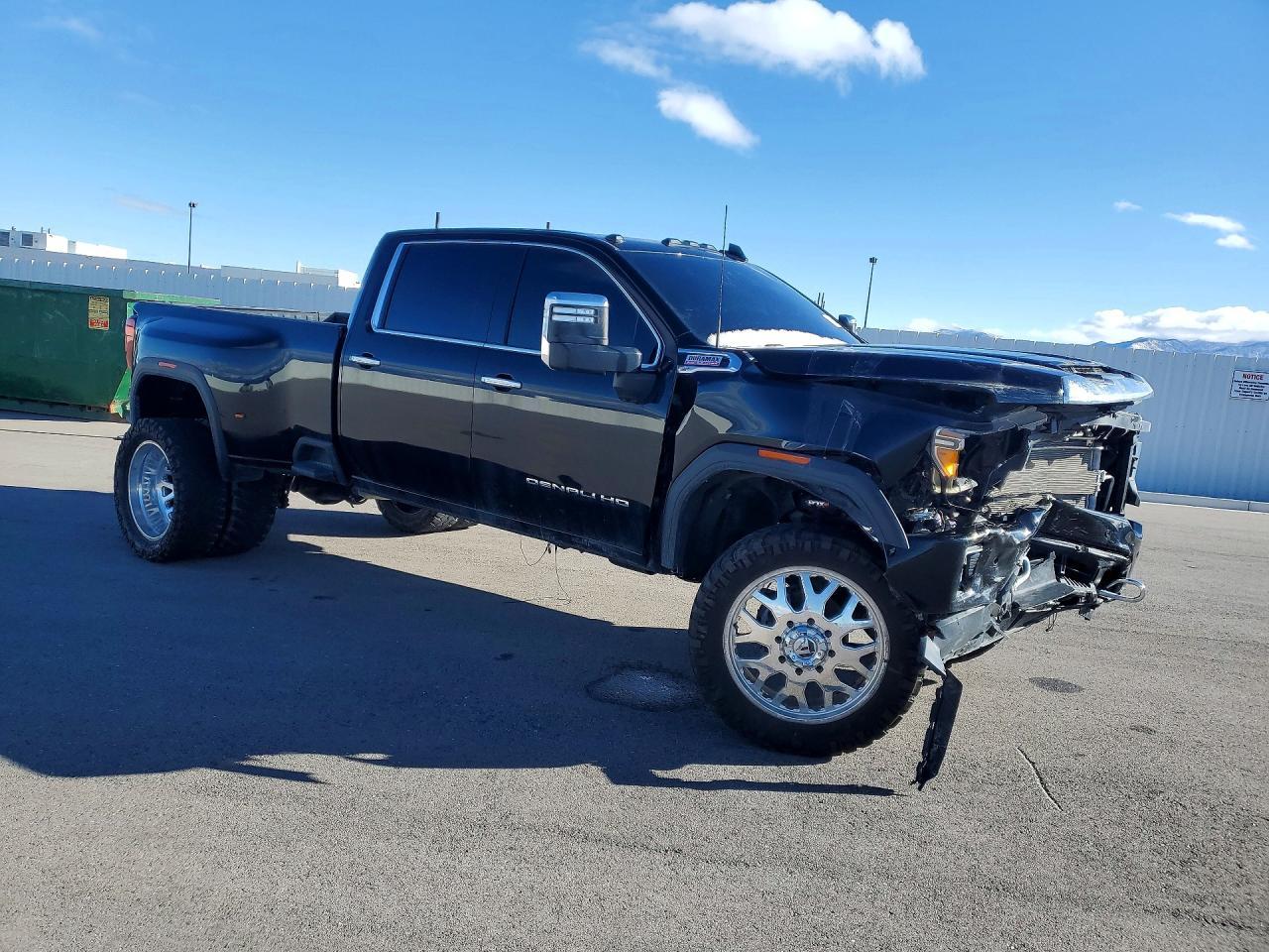 2021 GMC Sierra K3500 Denali - Image 4