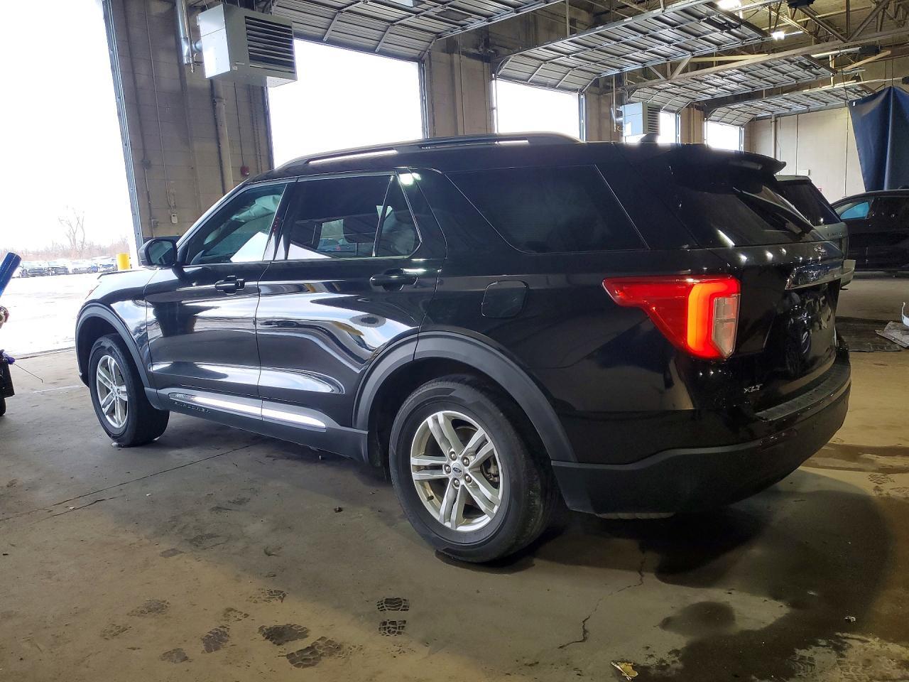 2021 Ford Explorer Xlt 4Wd - Image 2