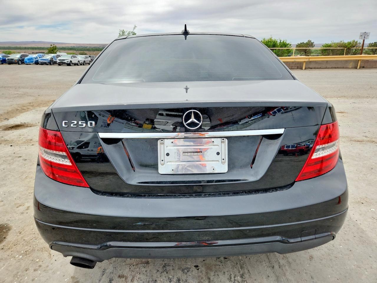 2014 Mercedes-Benz C 250 - Image 6