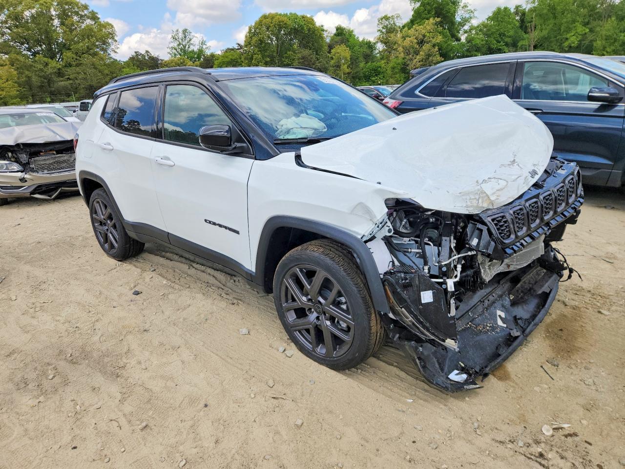2026 Jeep Compass Limited - Фото 4