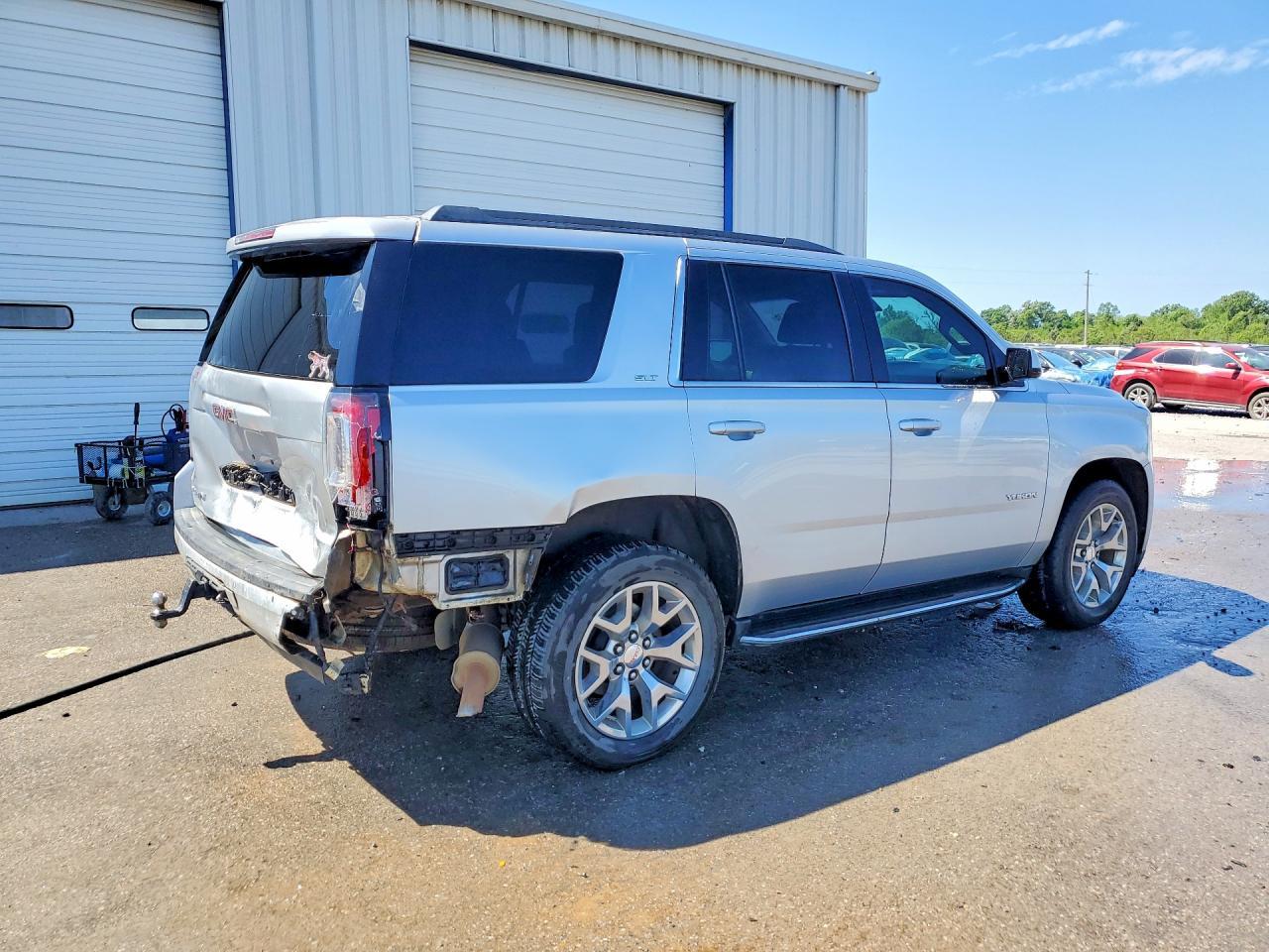 2020 GMC Yukon Slt - Image 3