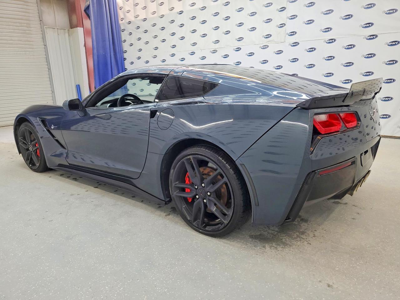 2019 Chevrolet Corvette - Фото 2