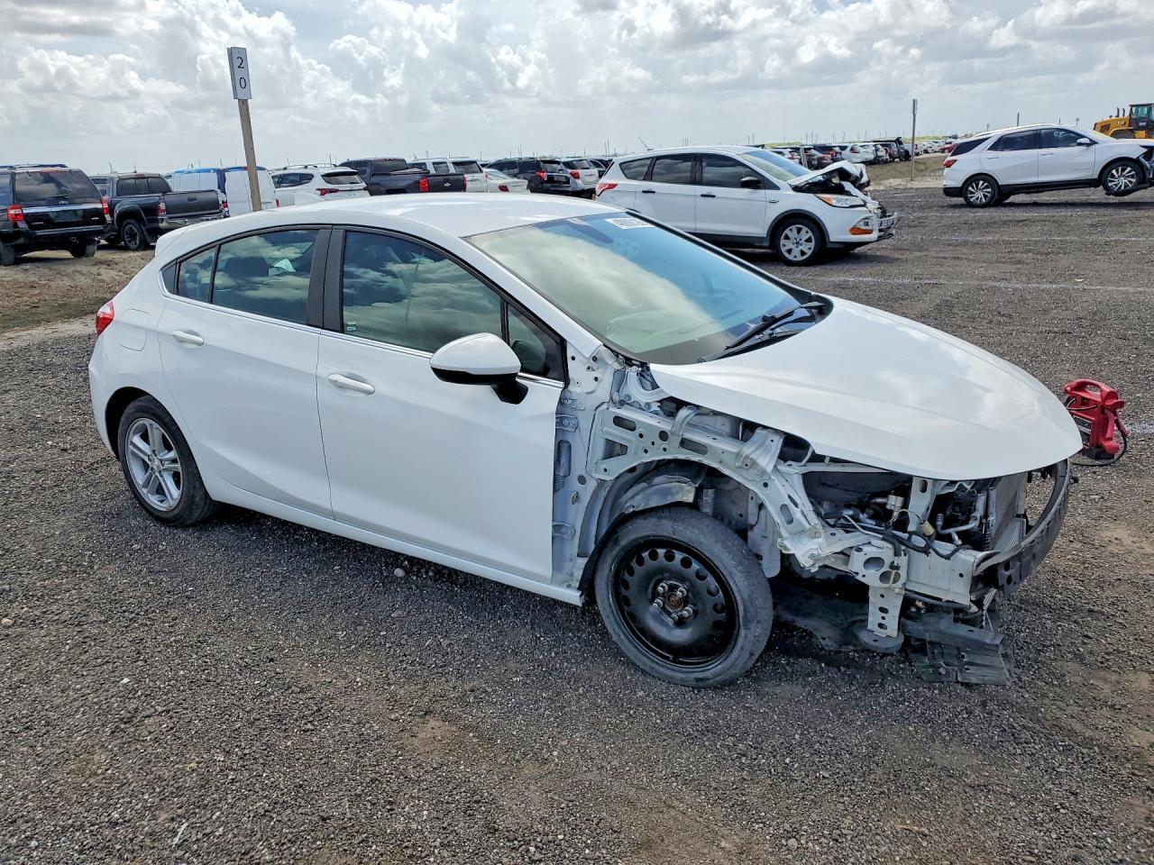 2017 Chevrolet Cruze Lt - Фото 4