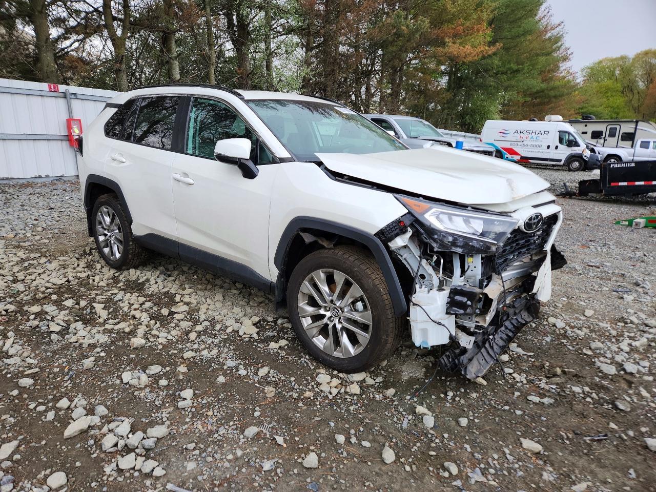 2021 Toyota Rav4 Xle Premium - Image 4