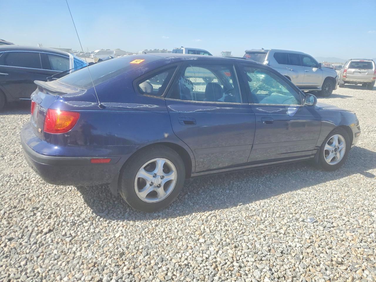 2003 Hyundai Elantra Gt - Image 3