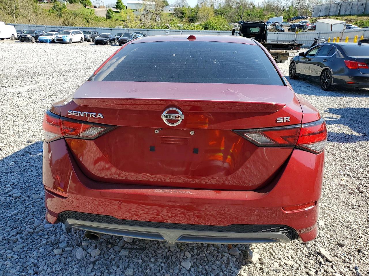 2022 Nissan Sentra Sr - Image 6