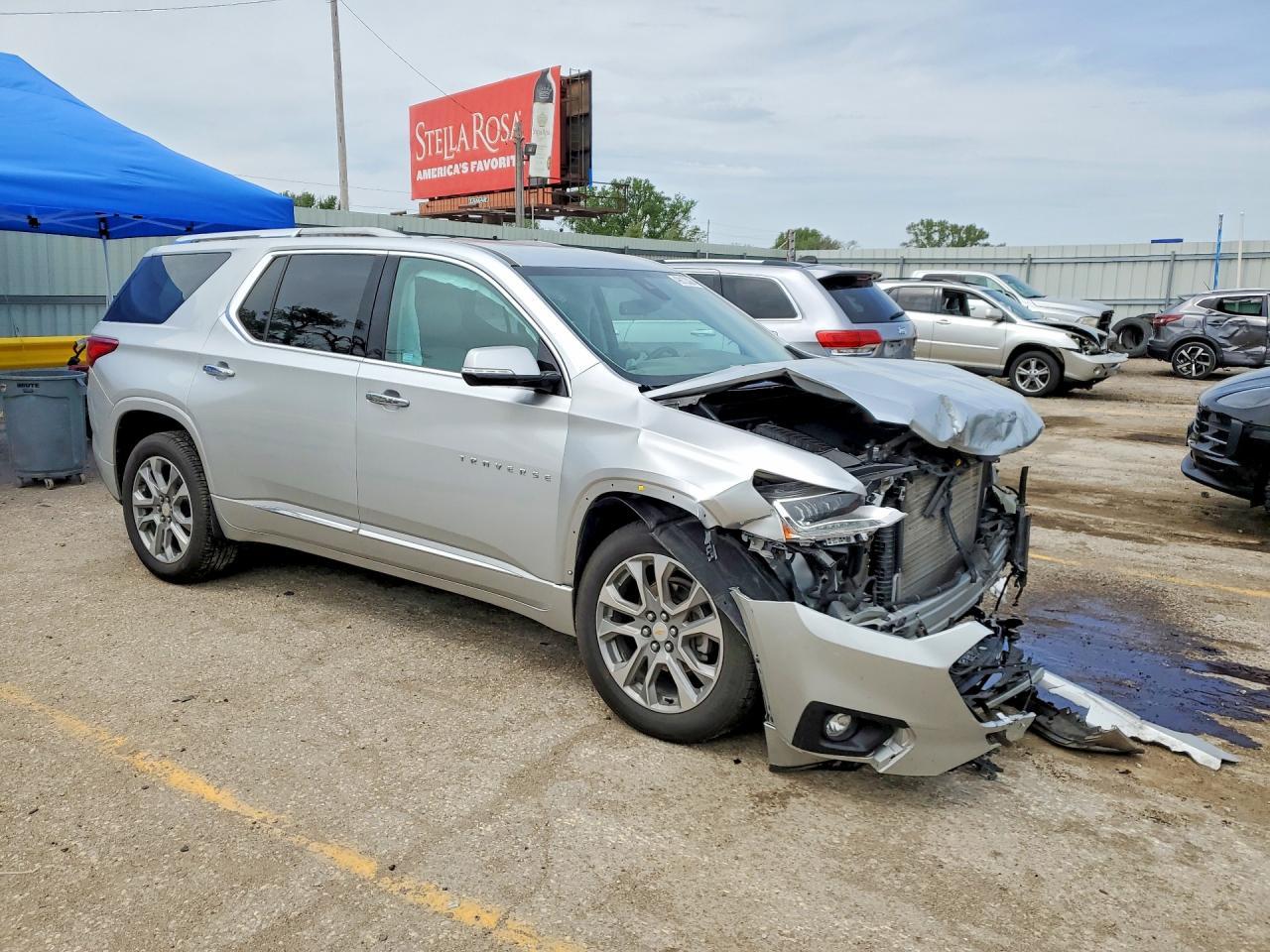 2018 Chevrolet Traverse Premier - Фото 4