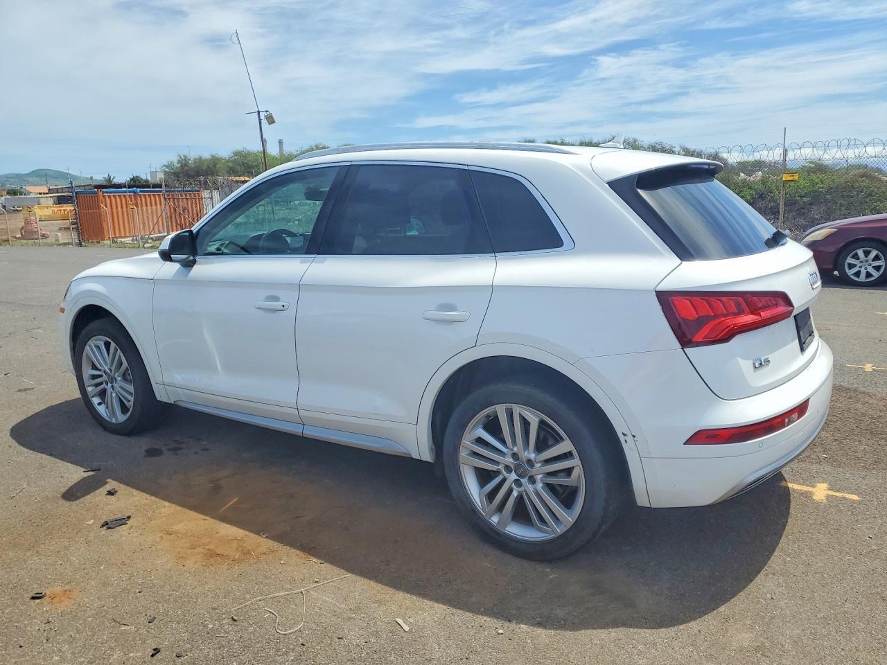 2019 Audi Q5 Premium Plus - Image 2