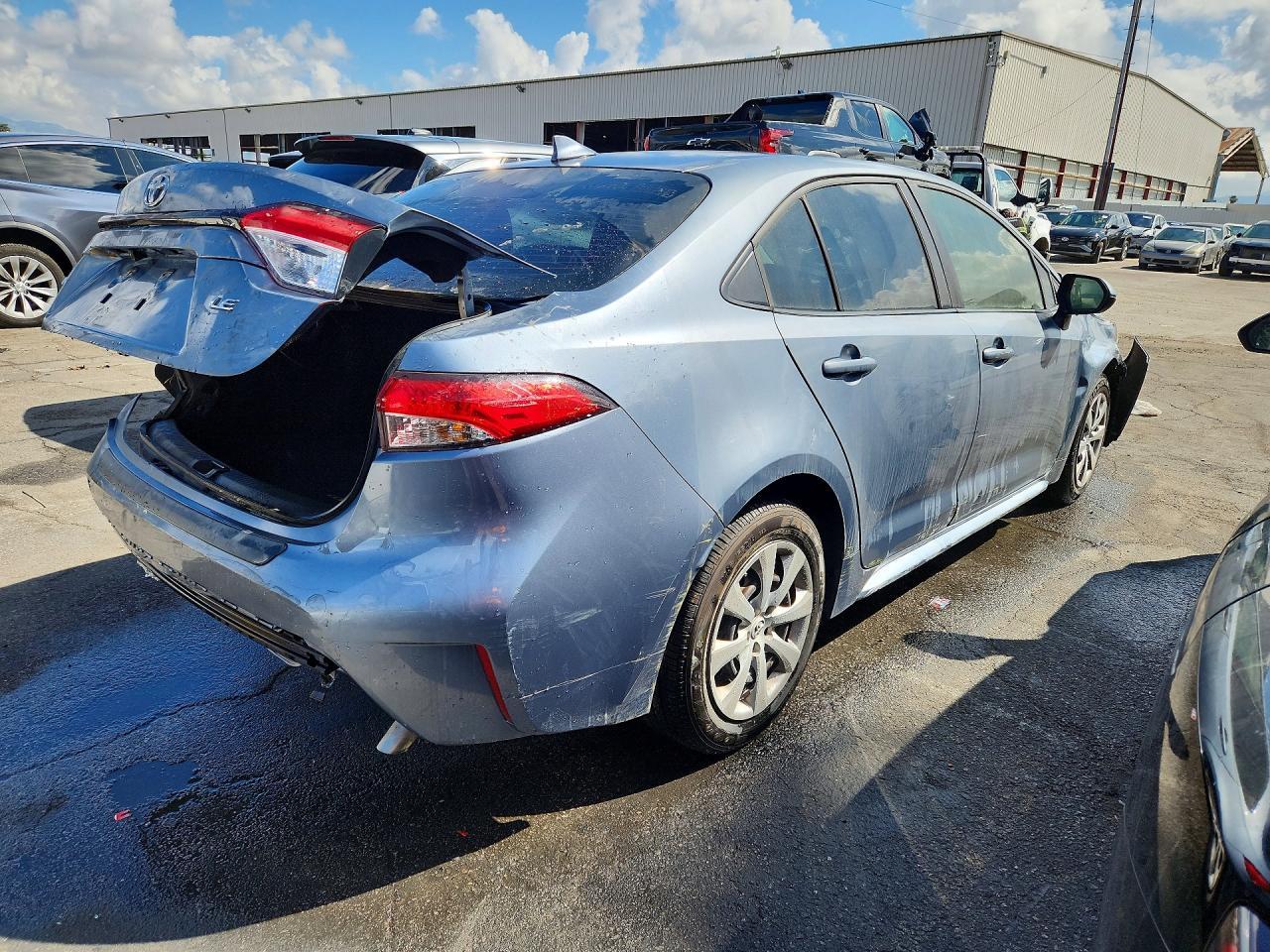 2020 Toyota Corolla Le - Фото 3