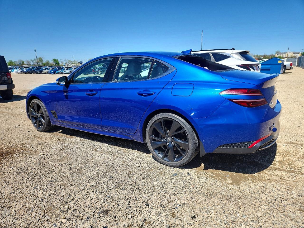 2023 Genesis G70 2.0T - Фото 2