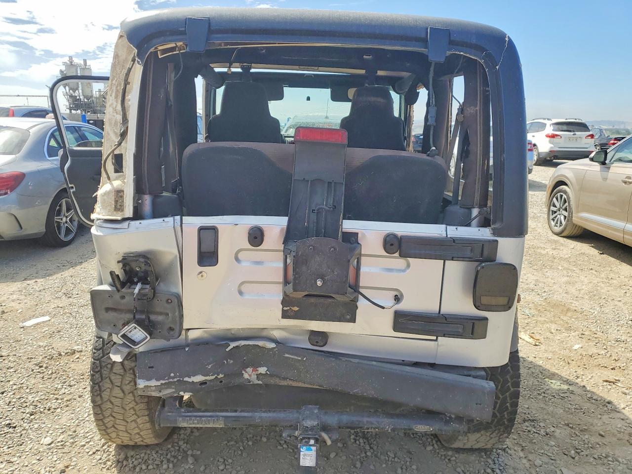 2005 Jeep Wrangler X - Image 6