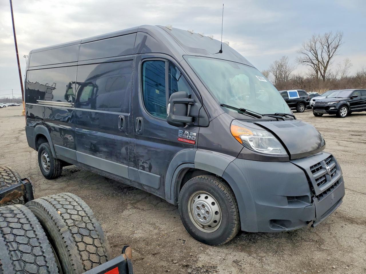 2018 Ram Promaster 2500 Delivery Van - Фото 4