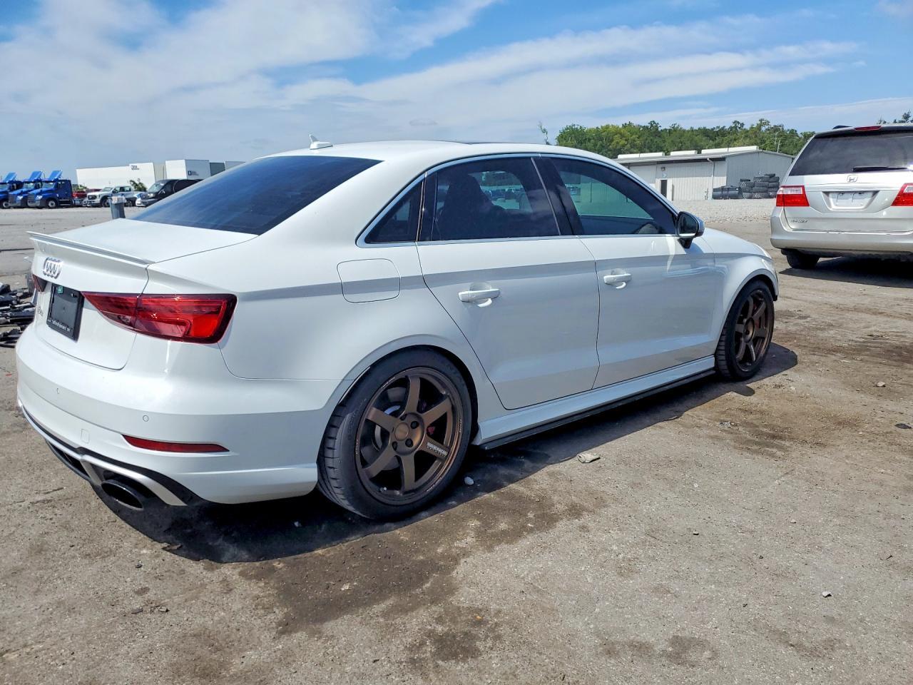 2018 Audi Rs3 - Image 3
