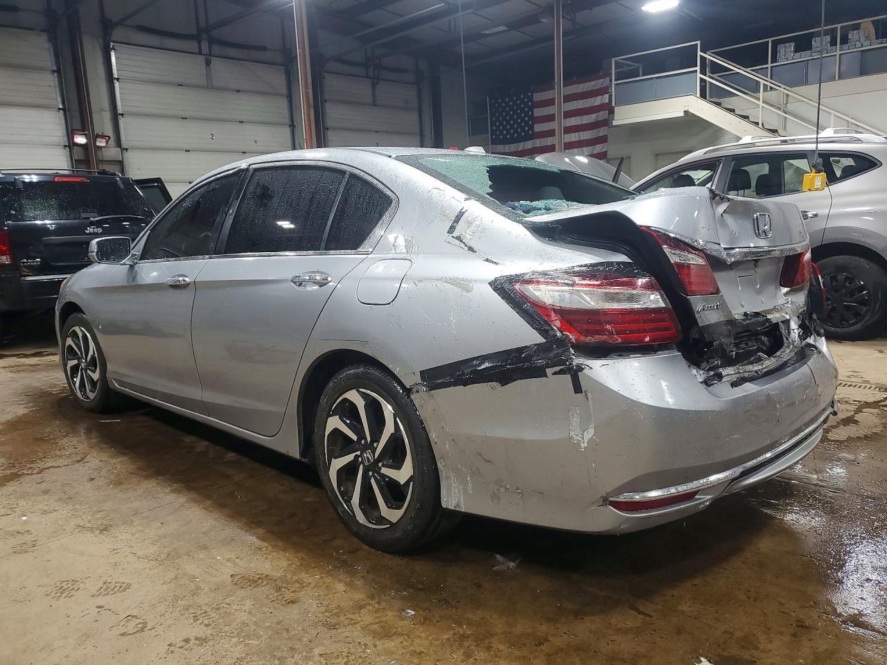2017 Honda Accord Ex - Фото 2
