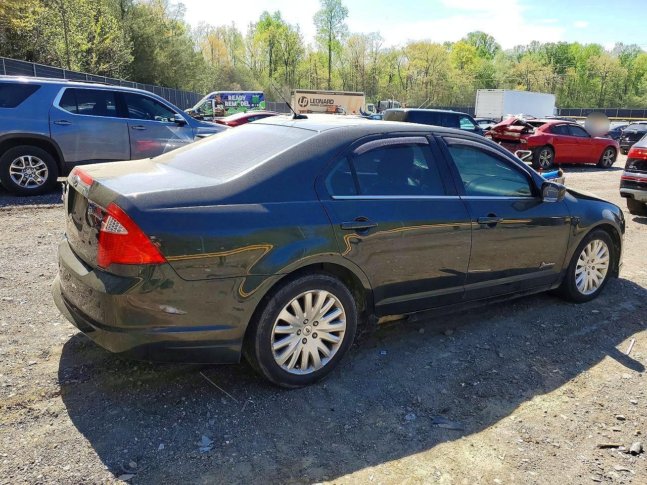 2010 Ford Fusion Hybrid - Image 3
