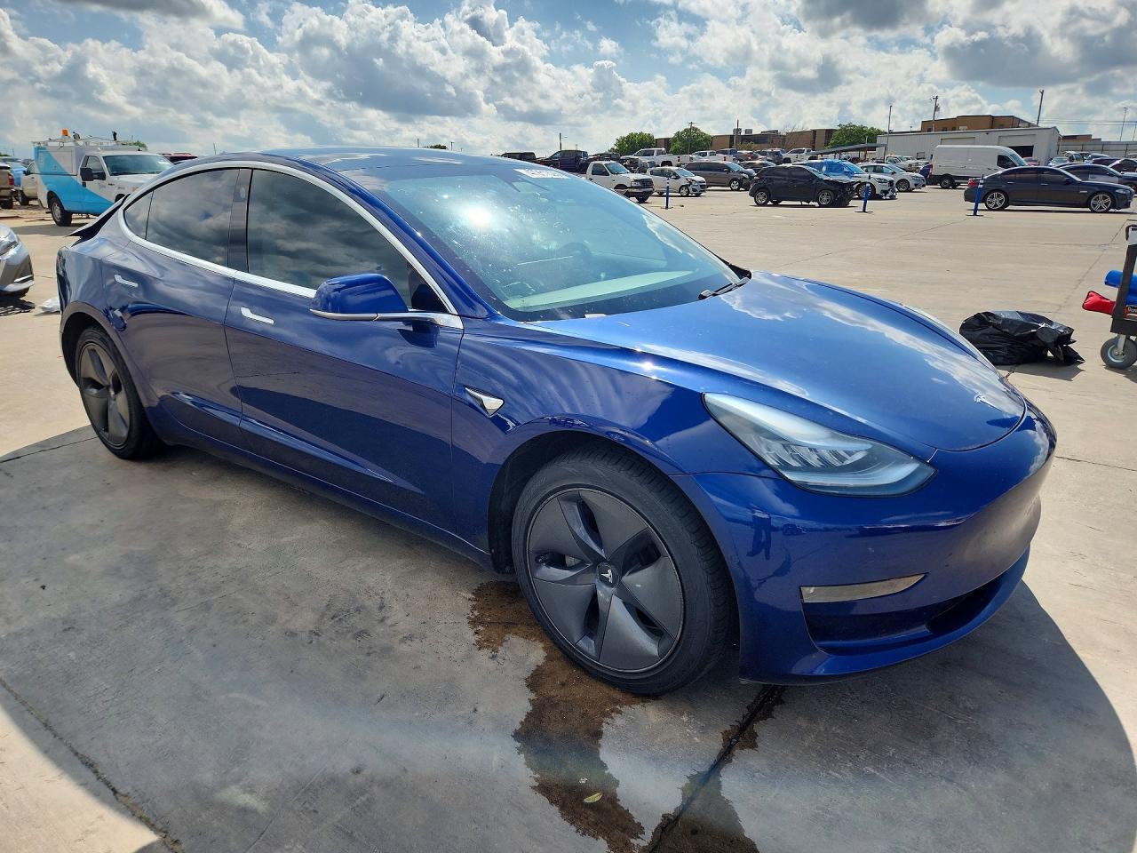 2020 Tesla Model 3 - Фото 4