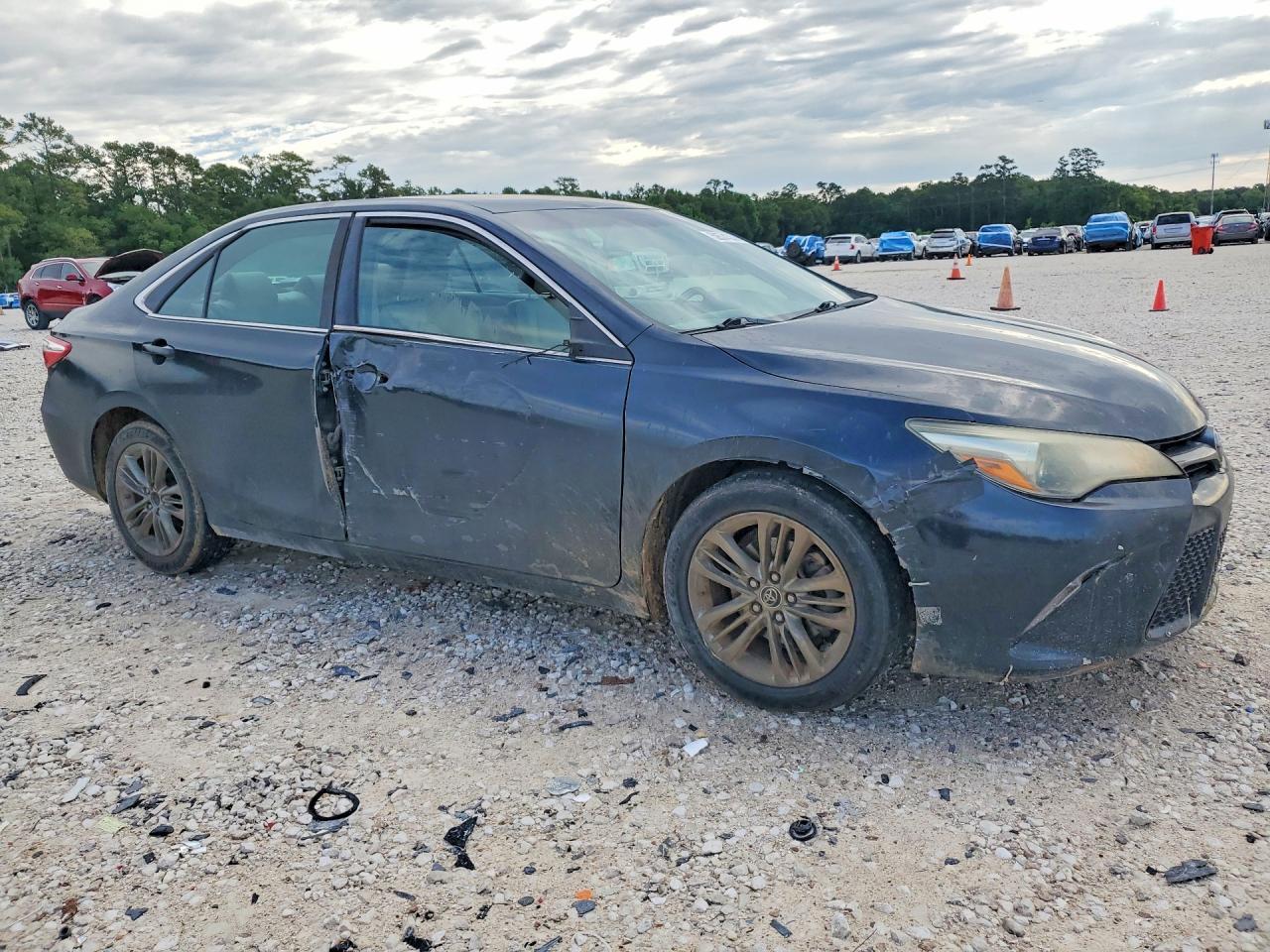 2015 Toyota Camry Se - Фото 4