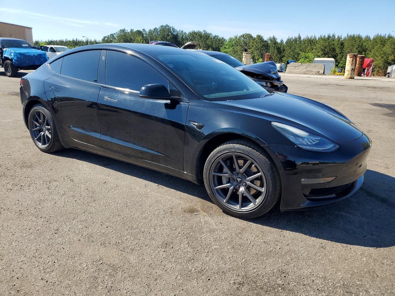 2019 Tesla Model 3 - Фото 4