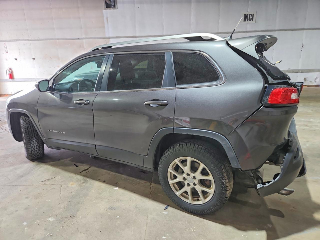 2014 Jeep Cherokee Latitude - Фото 2