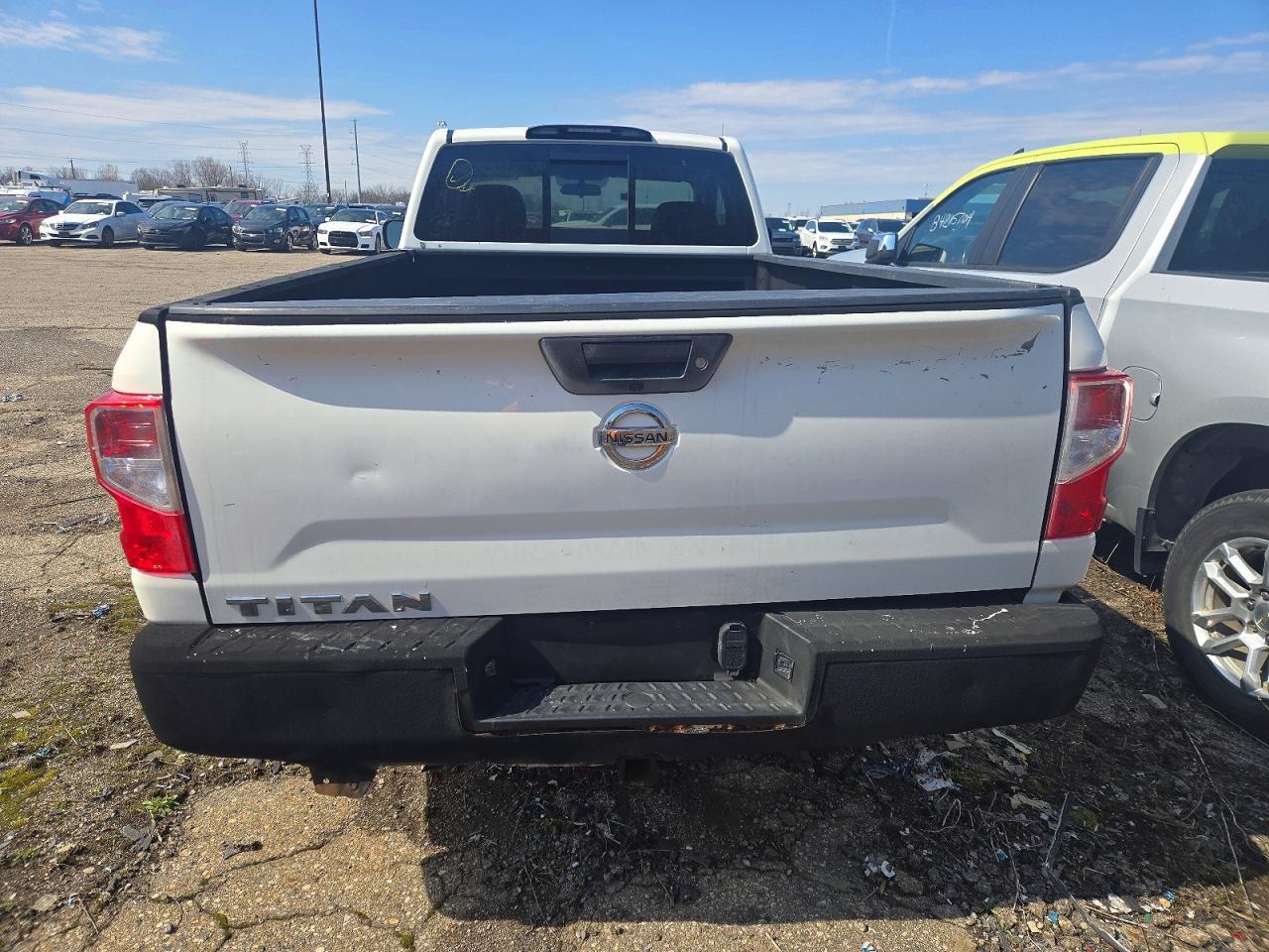 2019 Nissan Titan S - Image 6