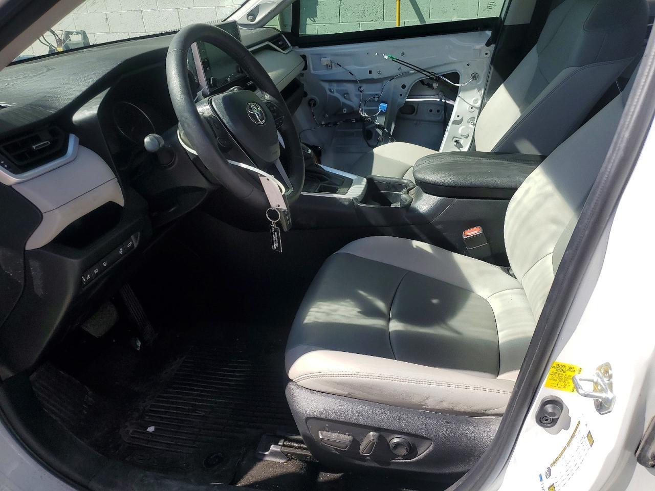 2021 Toyota Rav4 Xle Premium - Фото 7