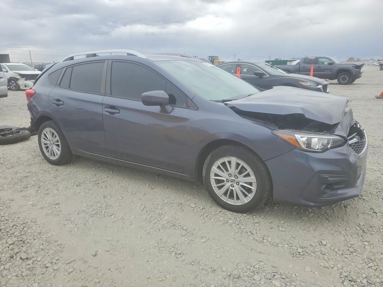2017 Subaru Impreza Premium - Фото 4