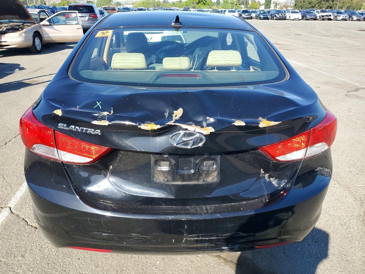 2013 Hyundai Elantra Gls - Фото 6