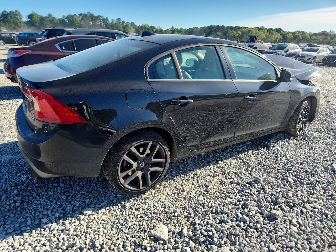 2017 Volvo S60 Dynamic - Фото 3