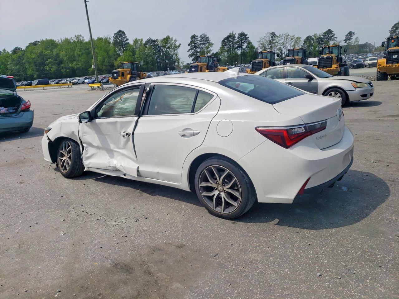2019 Acura Ilx Premium - Image 2