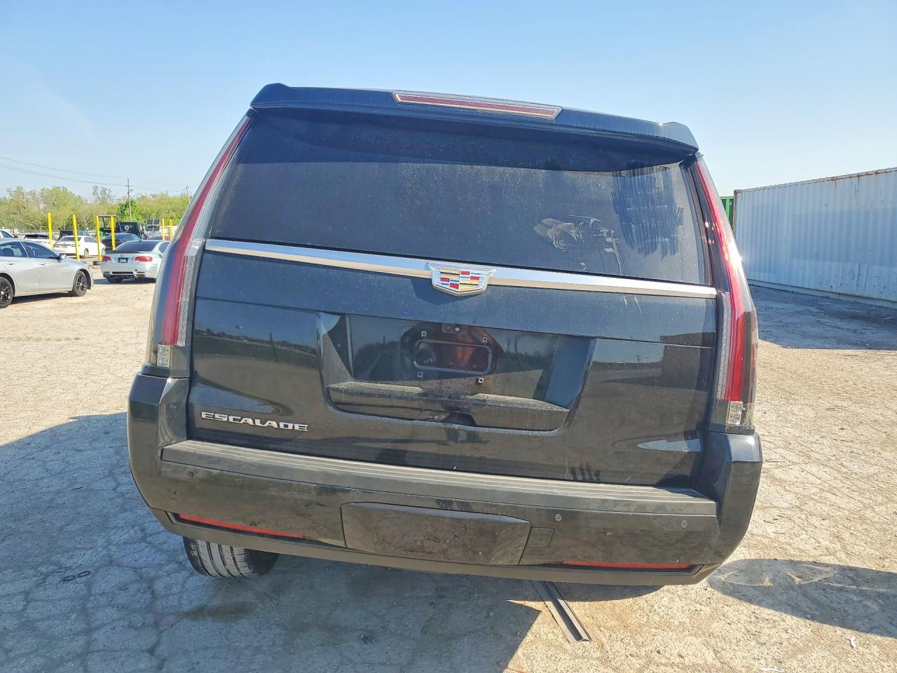 2018 Cadillac Escalade Luxury - Image 6